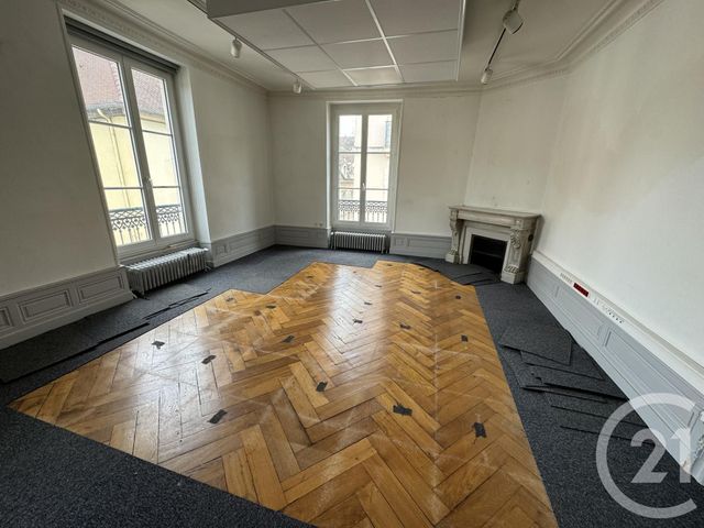 Appartement T2 à vendre - 3 pièces - 59.5 m2 - CHALON SUR SAONE - 71 - BOURGOGNE - Century 21 Agence Massot-Nouveau