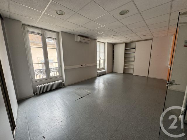Appartement F2 à vendre - 3 pièces - 44.47 m2 - CHALON SUR SAONE - 71 - BOURGOGNE - Century 21 Agence Massot-Nouveau