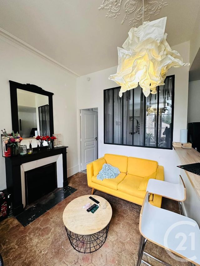 Appartement F1 à vendre - 1 pièce - 25.97 m2 - BEAUNE - 21 - BOURGOGNE - Century 21 Agence Massot-Nouveau